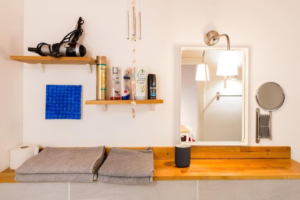 Apartment Wilhelmstr Fuer Bis Zu 3 Personen Brühl Dış mekan fotoğraf